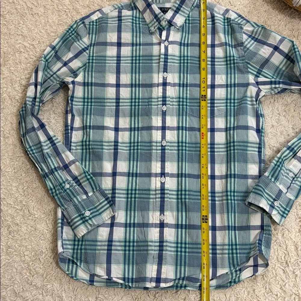 J. CREW FACTORY M Flex Washed Slim Cut blue, green, white button down shirt - Picture 4 of 8